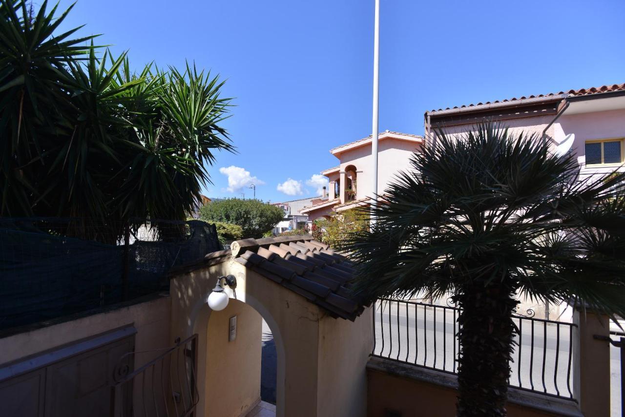 Izzhome Blue Sea Pula Exterior foto